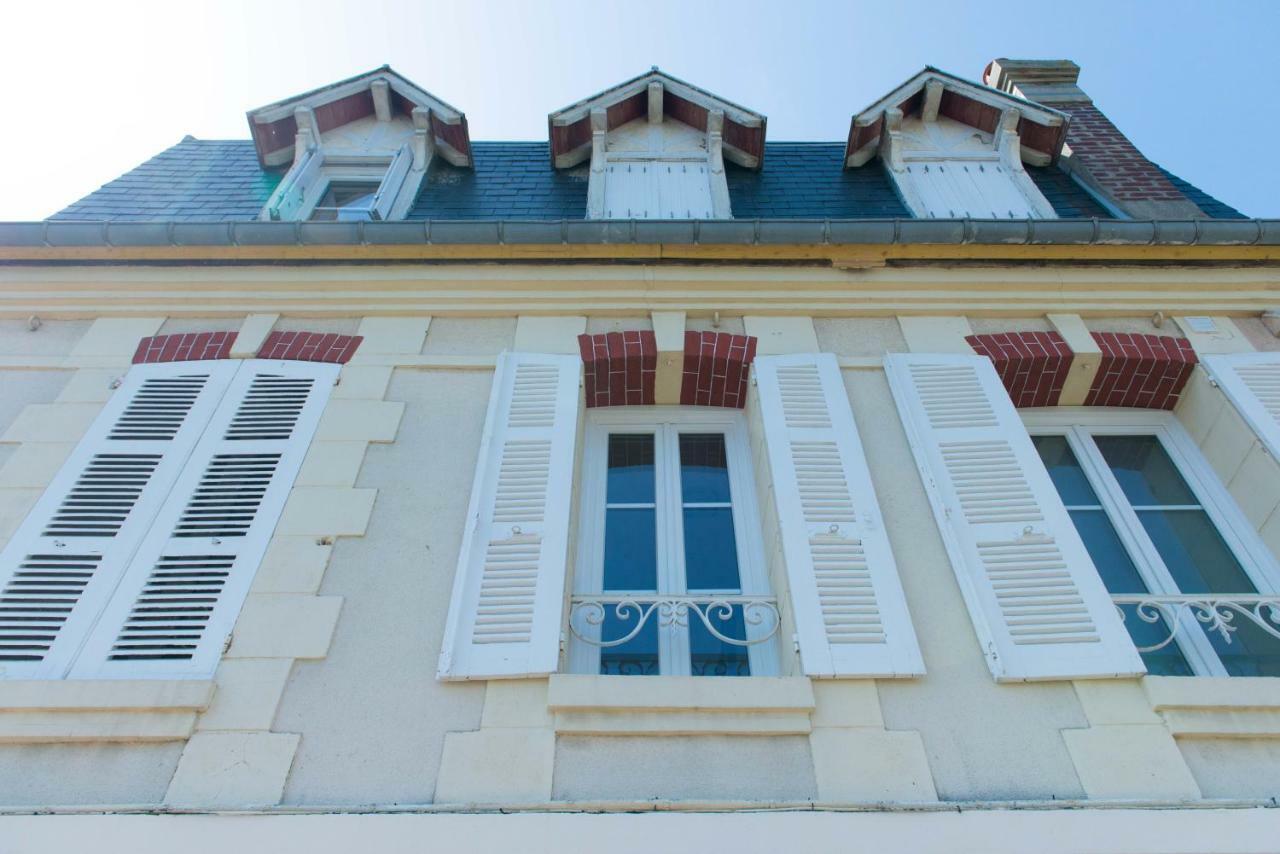 Villa Clarisse Deauville Exterior photo